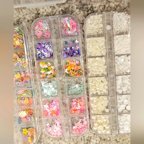 Nail Kit 💅 - Picture 8 of 13